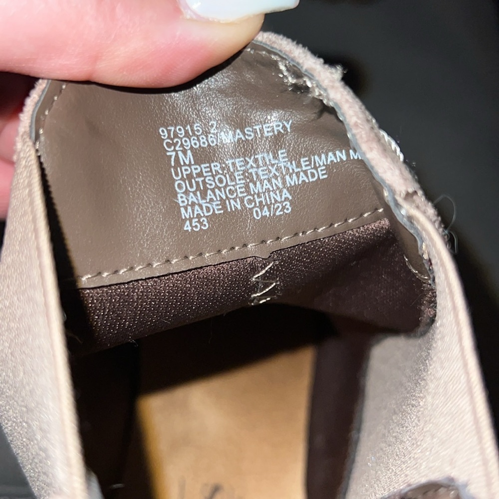 Cliff’s Chelsea Boot - Picture 6 of 6